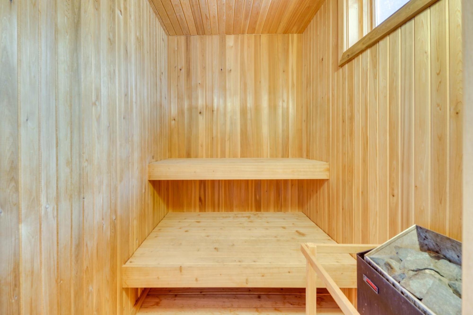 Spacious Whitefish Home With Sauna And Ski Resort View Luaran gambar