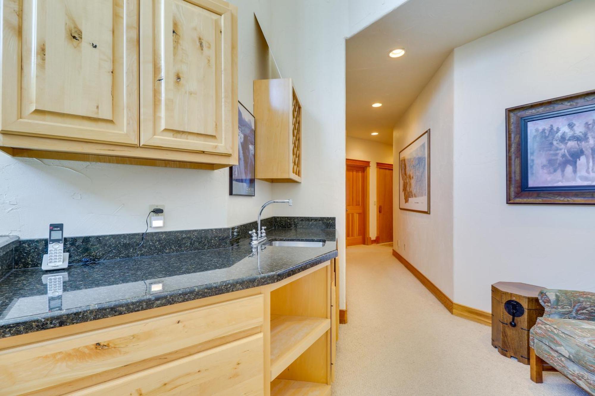 Spacious Whitefish Home With Sauna And Ski Resort View Luaran gambar